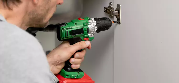 Commercial Door Hinge Repair East Ridge