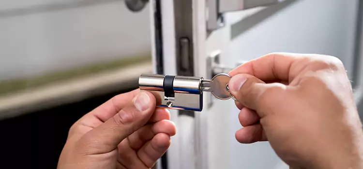 Emergency Locksmith for House East Ridge