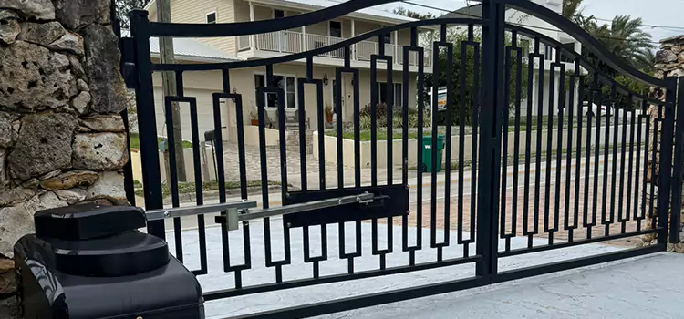 Swing Gate Opener with Keypad East Ridge